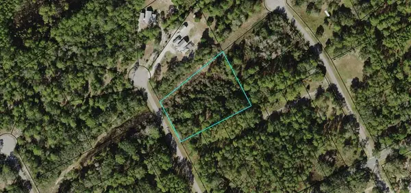 221 Franklin St, Lanark Village, FL 32323