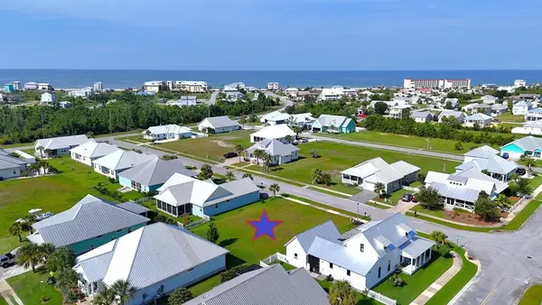 110 St Charles St, Mexico Beach, FL 32456