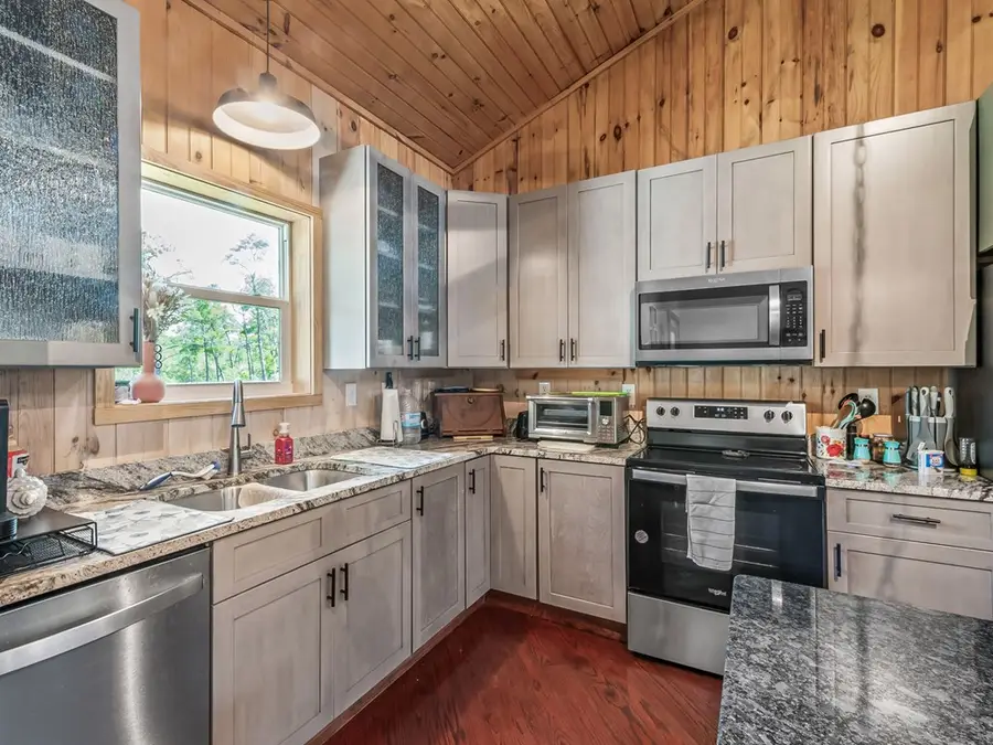 344 Lily Cir., Eastpoint, FL 32328 - Image #2