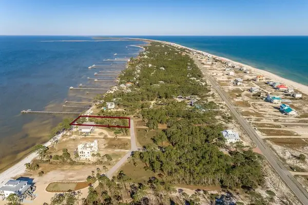 1175 Russell Way, St. George Island, FL 32328