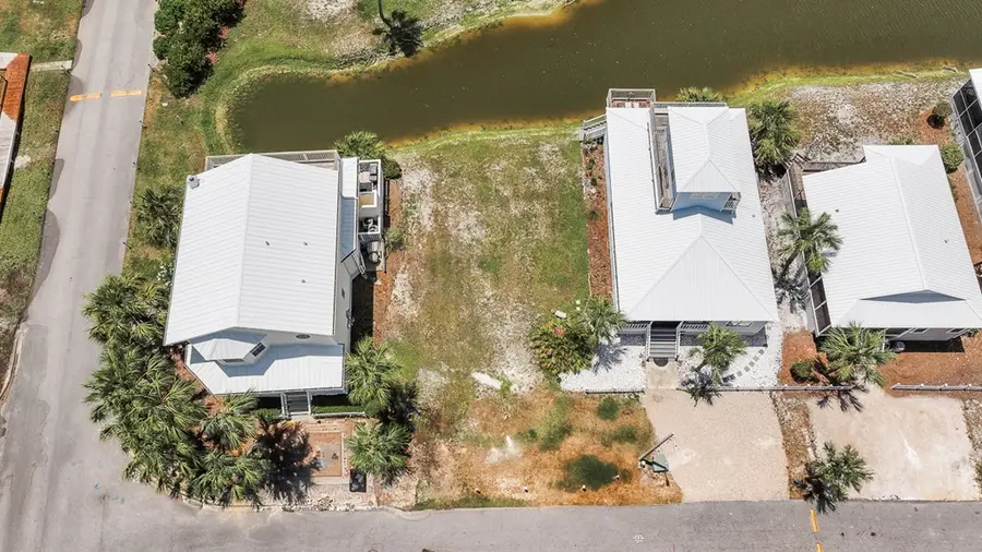 113 Parkside Cir, Port Saint Joe, FL 32456 - #3