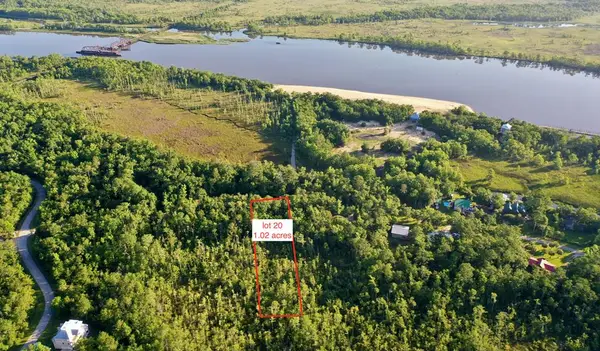 163 Sand Bar Rd, Apalachicola, FL 32320