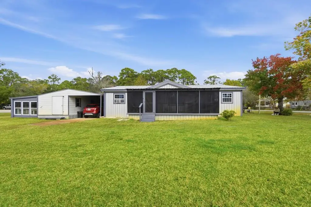 6 Bayview Dr, Apalachicola, FL 32320 - Image #1