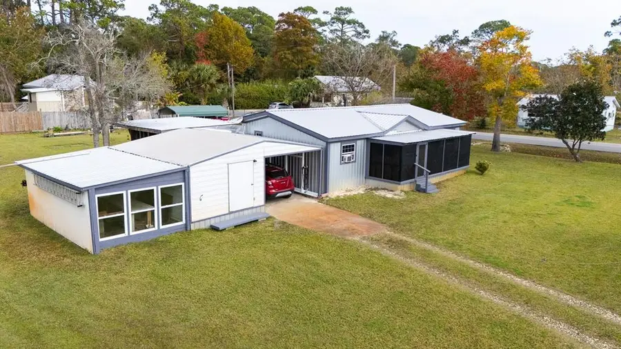 6 Bayview Dr, Apalachicola, FL 32320 - Image #2