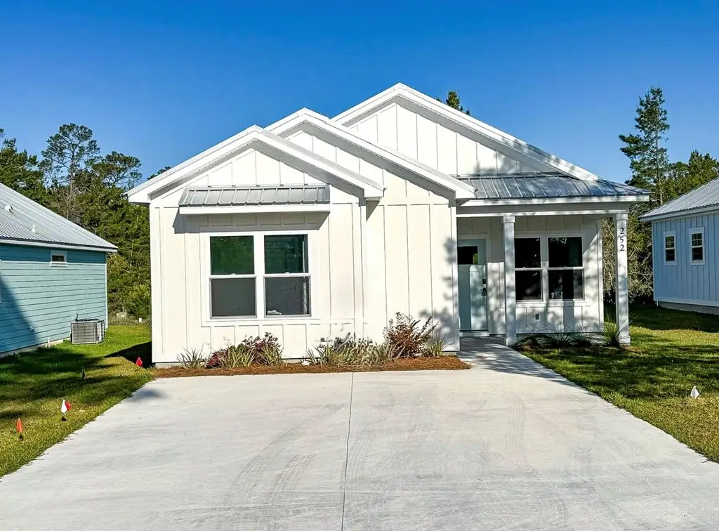 252 Ante-beppum Loop, Carrabelle, FL 32322 - Image #1