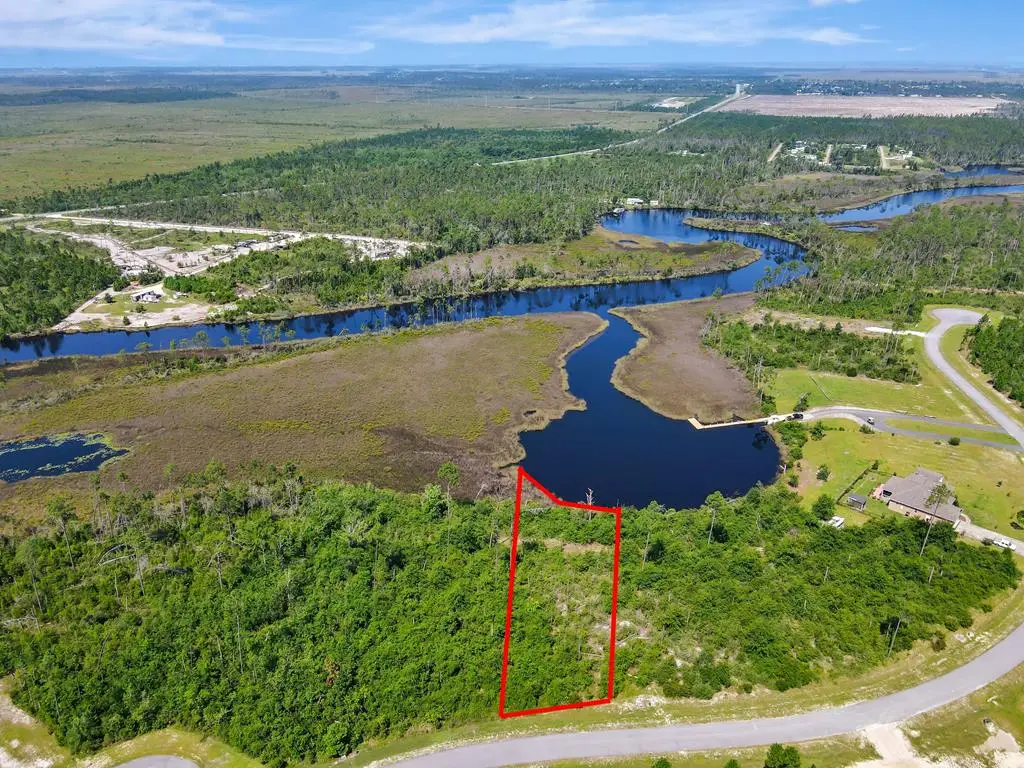 513 Wide Water Cir, Wewahitchka, FL 32465 - Image #1