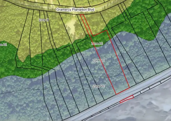 306 Gramercy Plantation Blvd, Eastpoint, FL 32328