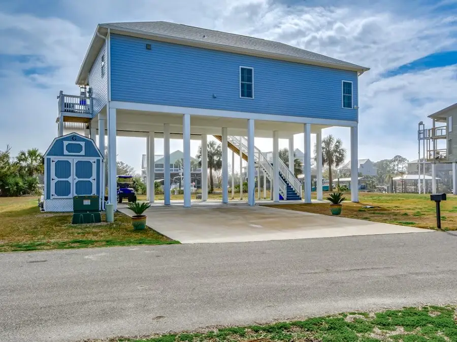 49 Harbour Point Dr, Crawfordville, FL 32327 - Image #3