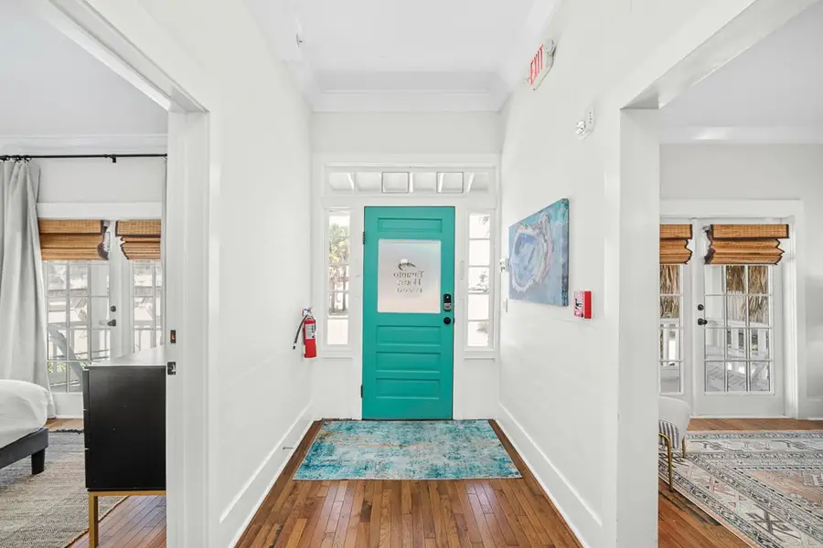 20 4th St, Apalachicola, FL 32320 - Image #3