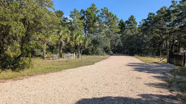 271 Woodill Rd, Carrabelle, FL 32322