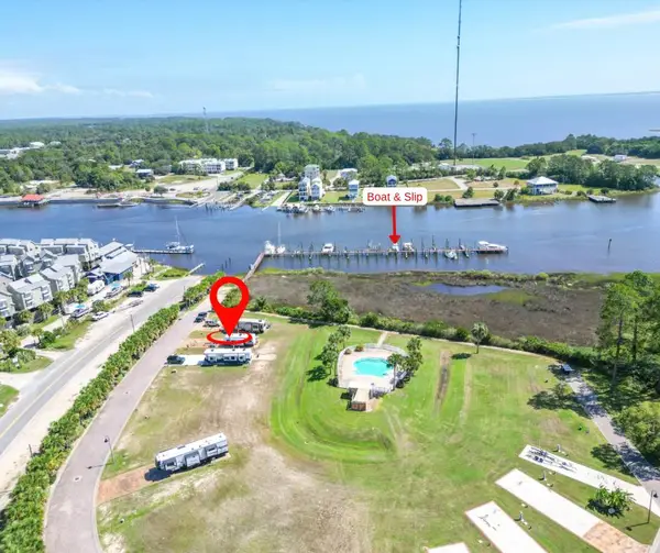 307 Gar Wood Lndg, Carrabelle, FL 32322
