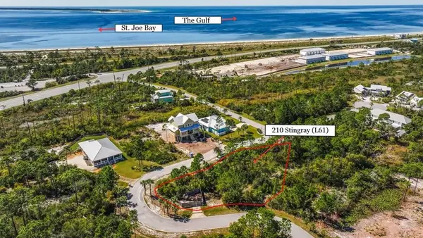 210 Sting Ray Ln, Port St. Joe, FL 32456