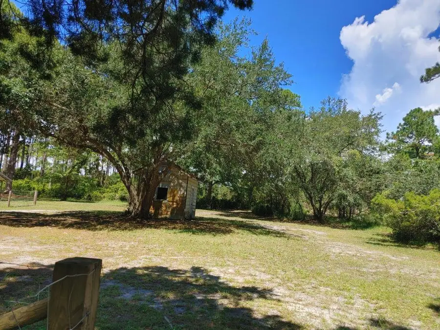 2447 Hwy 98 W, Carrabelle, FL 32322 - Image #2