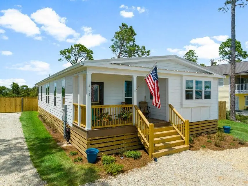 201 Nautilus Dr, Port Saint Joe, FL 32456 - #2