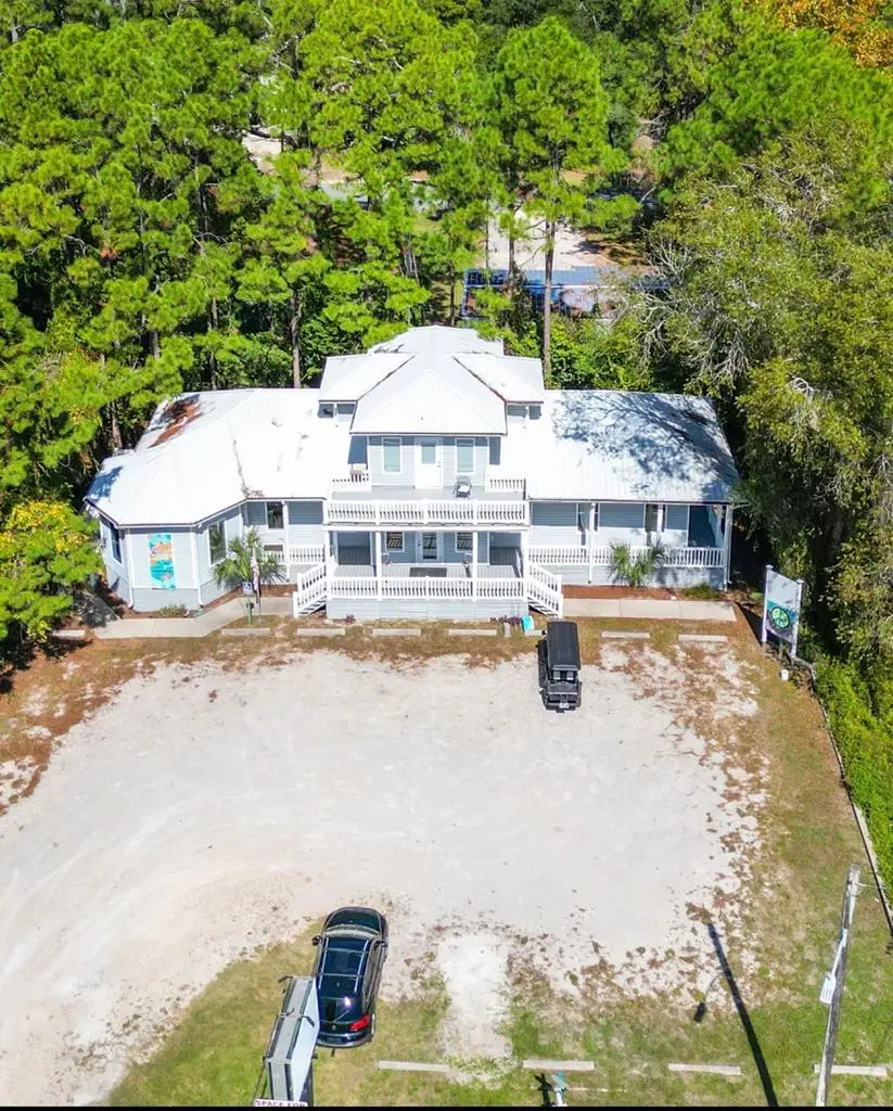 406 Se Ave B, Carrabelle, FL 32322 - Image #2