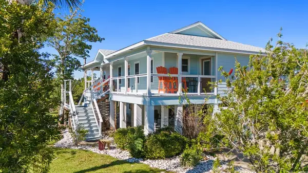 301 Hatley Dr, Mexico Beach, FL 32456