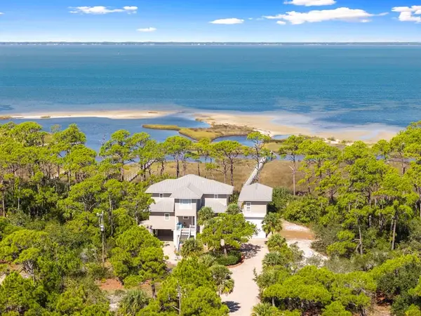 1725 E Gulf Beach Dr, St. George Island, FL 32328