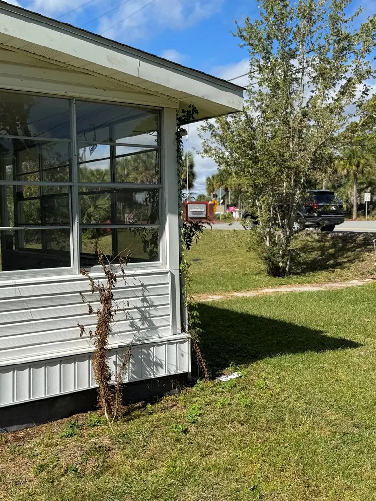 303 Se Ave B, Carrabelle, FL 32322 - Image #3