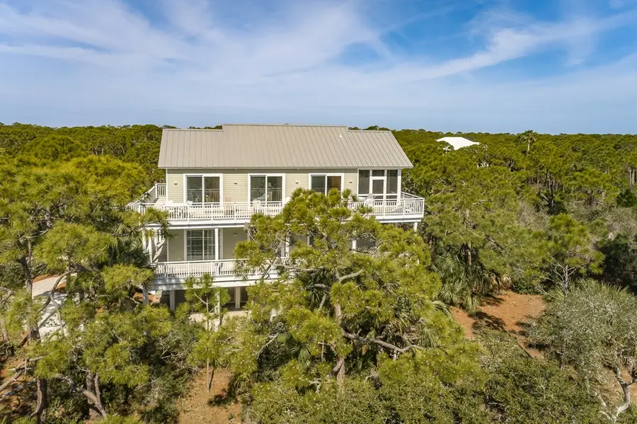 1704 Magnolia Rd, Saint George Island, FL 32328 - Image #3