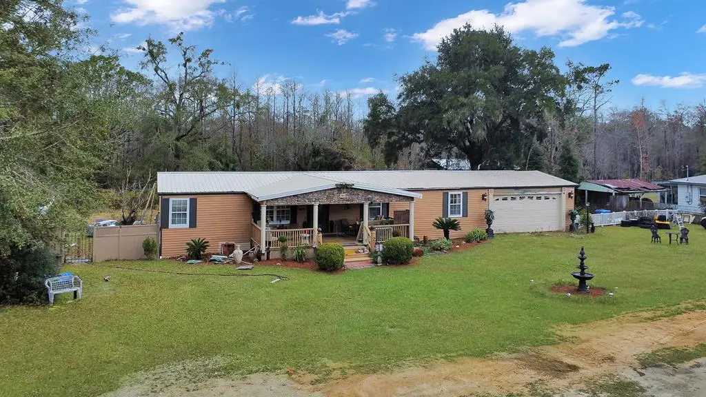 365 Jehu Rd, Wewahitchka, FL 32465 - Image #1