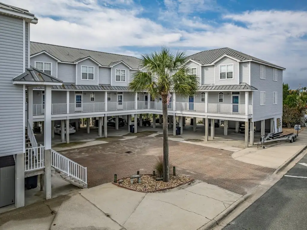 401 St James Ave #1, Carrabelle, FL 32323 - Image #1