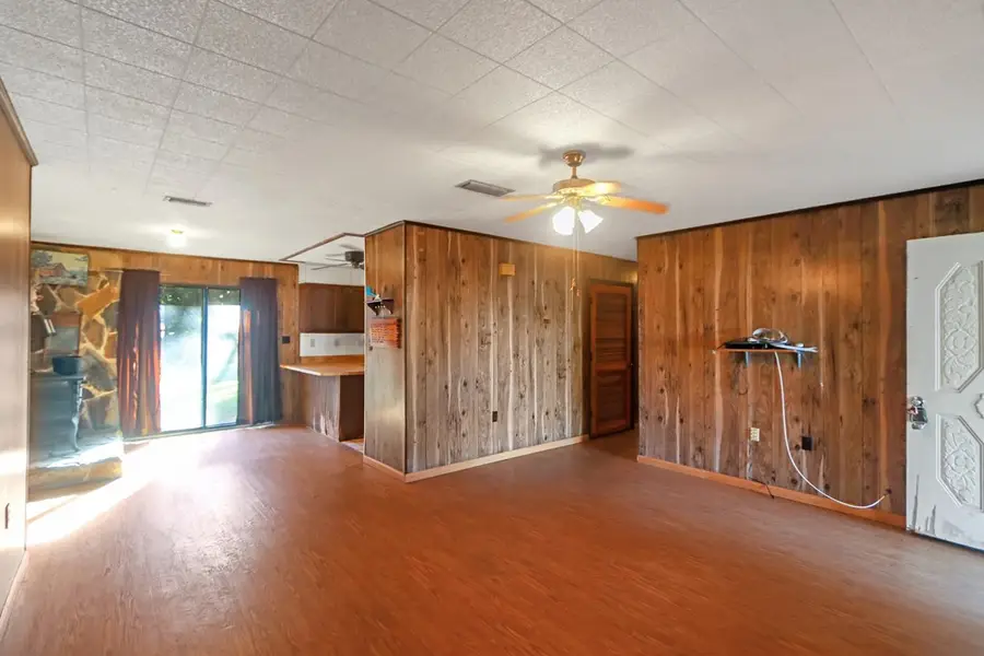264 Bay Ave, Wewahitchka, FL 32465 - Image #3