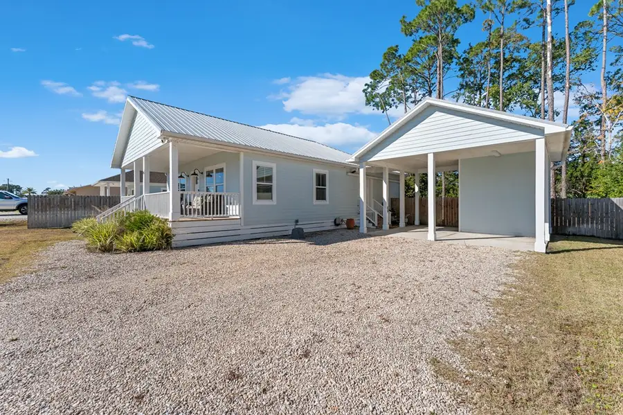 915 20th St, Port Saint Joe, FL 32456 - Image #2