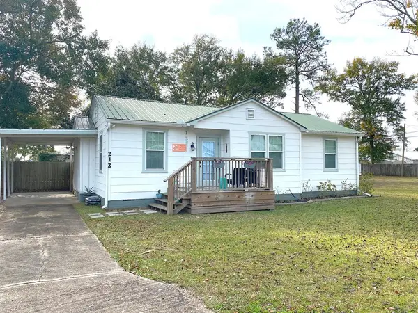 212 12th St, Port St. Joe, FL 32456