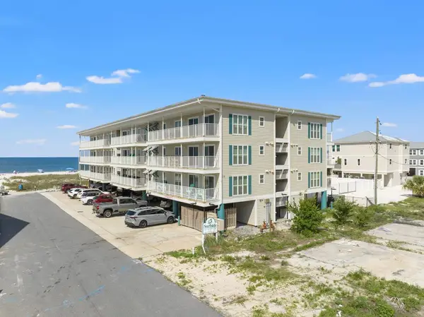118 38th St #6, Mexico Beach, FL 32456