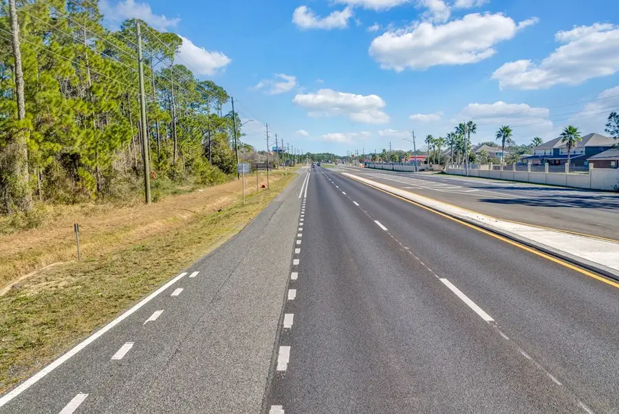 5840 Gulf Breeze Pkwy, Gulf Breeze, FL 32563 - #3