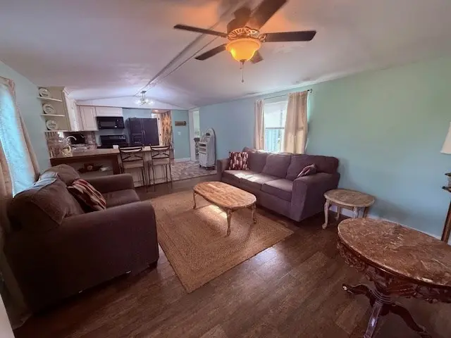 492 Land Dr, Wewahitchka, FL 32465 - Image #3