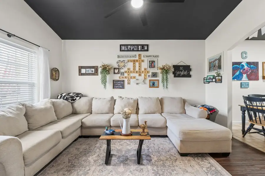 274 Abby Dr, Wewahitchka, FL 32465 - Image #2