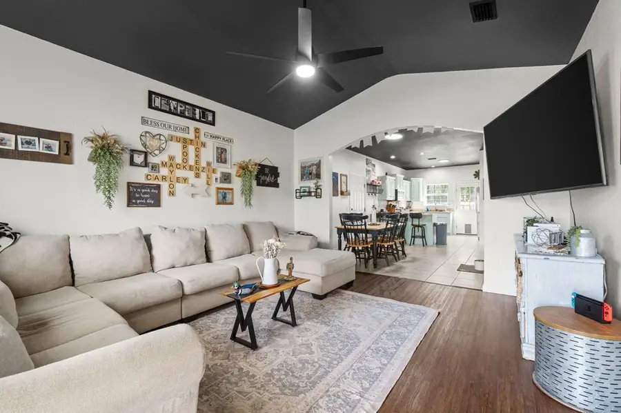 274 Abby Dr, Wewahitchka, FL 32465 - Image #3