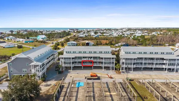 1120 15th St #2C, Mexico Beach, FL 32456