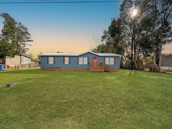 128 Dogwood Ave, Wewahitchka, FL 32465