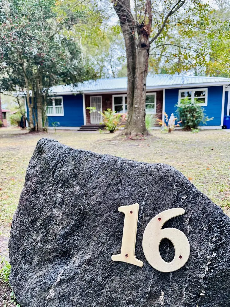 16 Adams St, Apalachicola, FL 32320 - Image #3