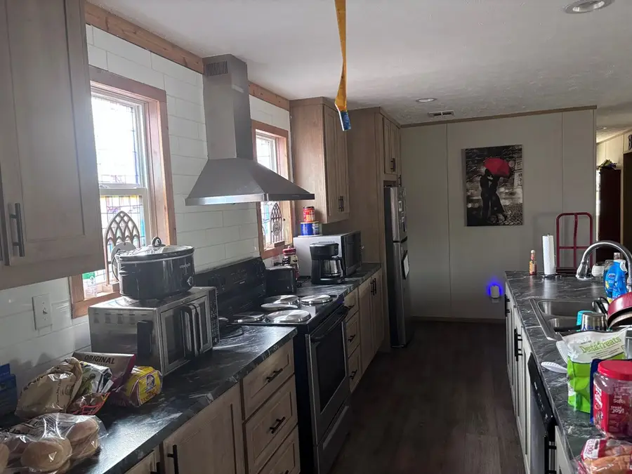 1350 Pleasant Rest Rd, Wewahitchka, FL 32465 - Image #3