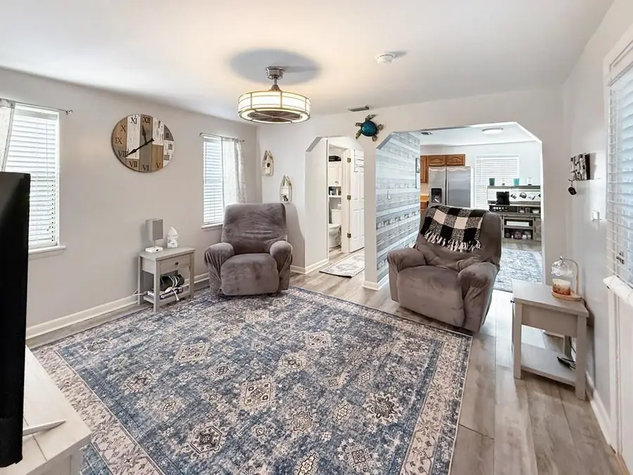 511 Woodward Ave, Port Saint Joe, FL 32456 - Image #2