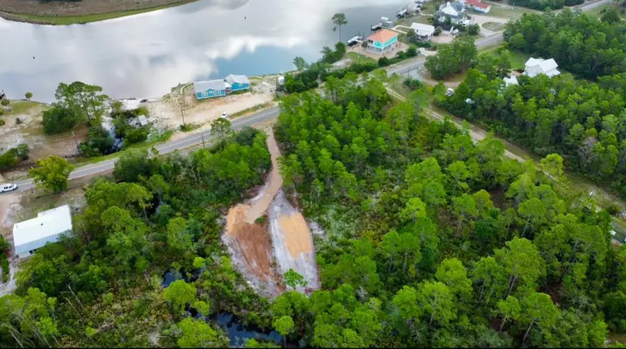 268 River Rd, Carrabelle, FL 32322 - Image #2