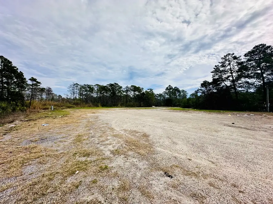 295 Airport Rd, Carrabelle, FL 32322 - Image #3