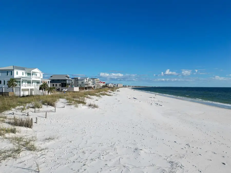 107 26th St, Mexico Beach, FL 32456 - #3