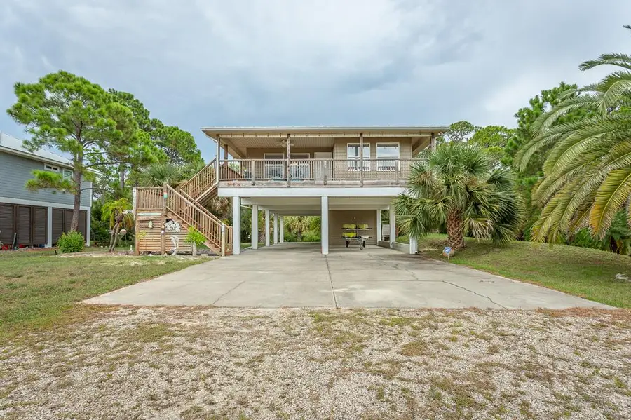 848 W Bay Shore Dr, Saint George Island, FL 32328 - #2