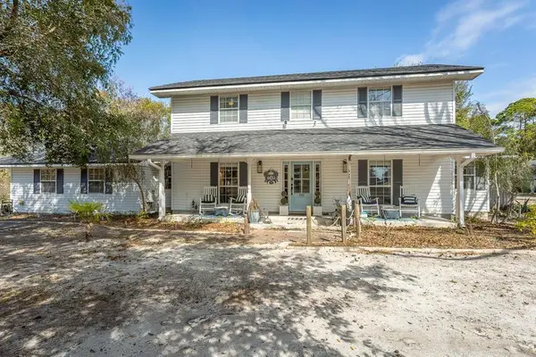 902 Nw Ave D, Carrabelle, FL 32322