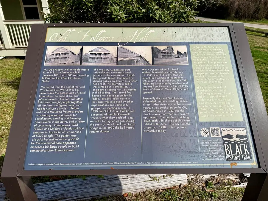 145 6th St, Apalachicola, FL 32320 - #2