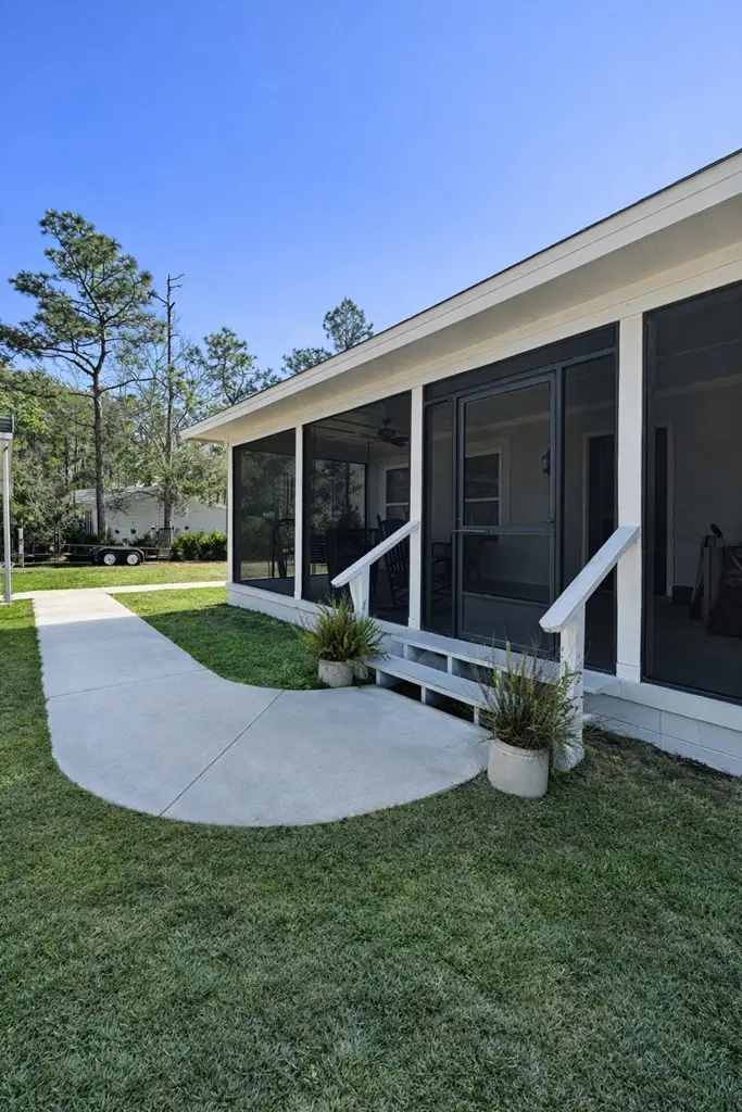 54 Hathcock Rd, Apalachicola, FL 32320 - #2