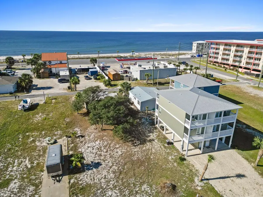 717 Fortner Ave, Mexico Beach, FL 32456 - #2