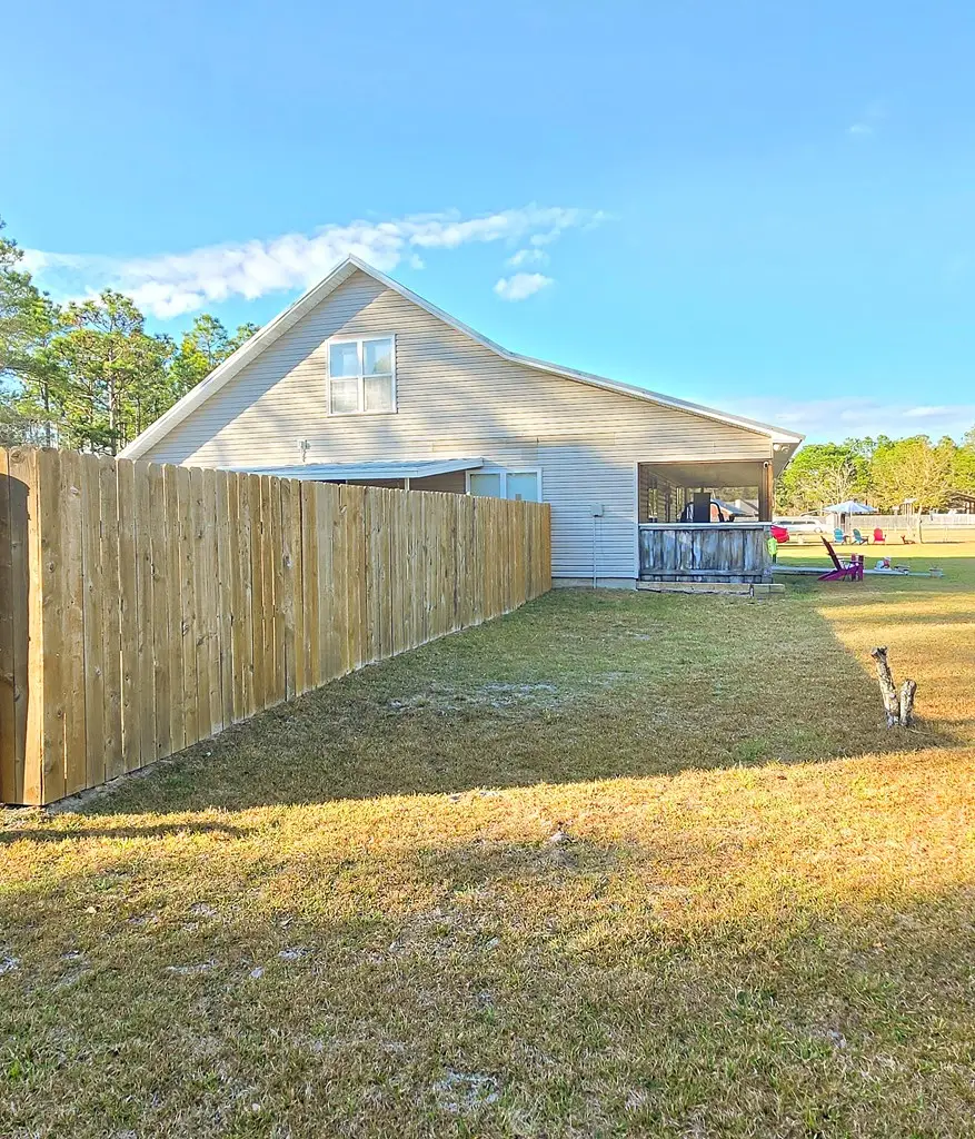 306 Huckeba Dr, Apalachicola, FL 32320 - #3