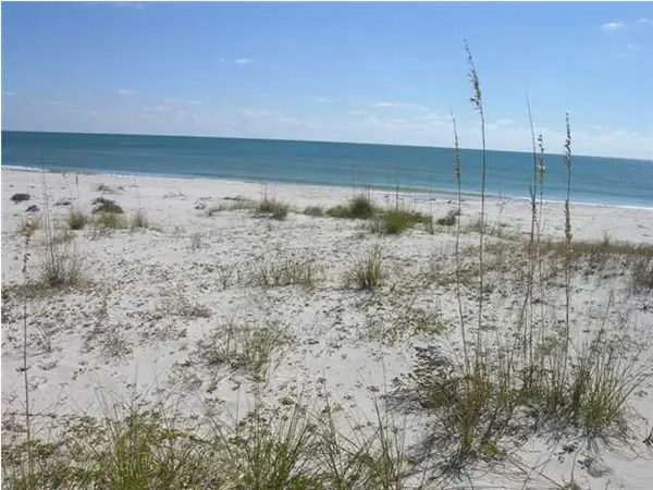 1628 E Gulf Beach Dr, St. George Island, FL 32328