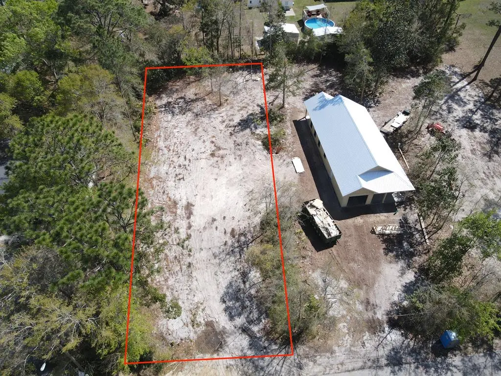 906 16th St, Port Saint Joe, FL 32456 - #1