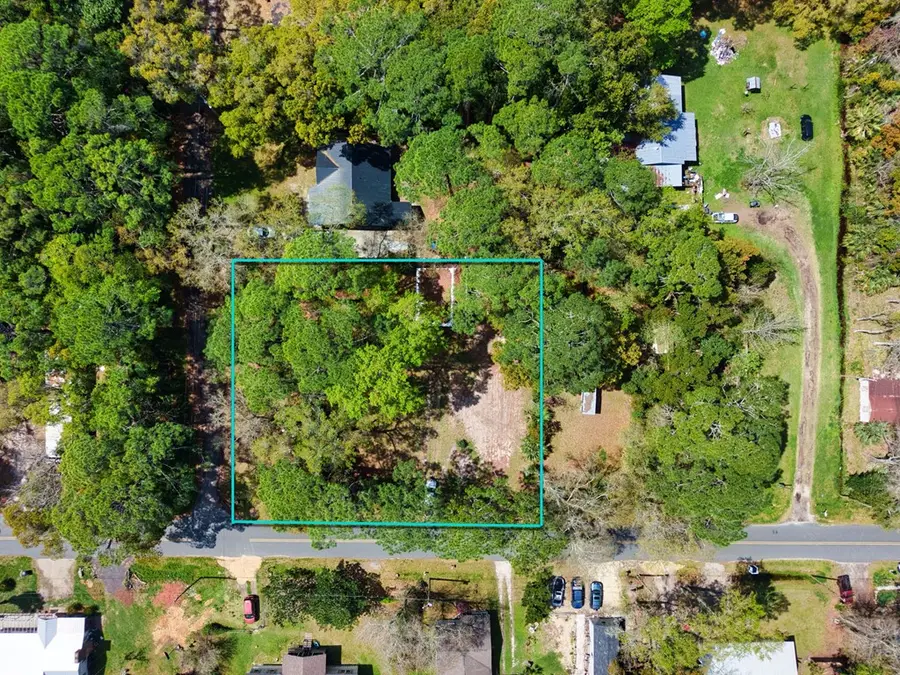 50 Bayview Dr, Apalachicola, FL 32320 - #3